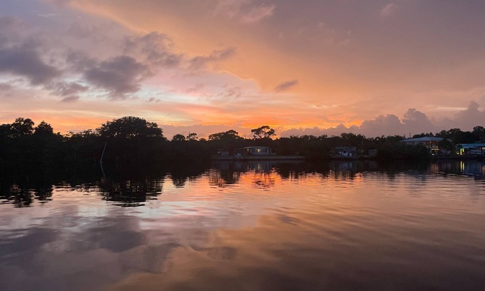Southside Rural Community House | Waterfront retreat centrally located between Tampa, Sarasota and St. Petersburg.