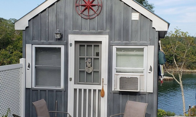 Boothbay Harbor Cottage | Waterfront tiny house cottage! Nautical, kayaks to use!