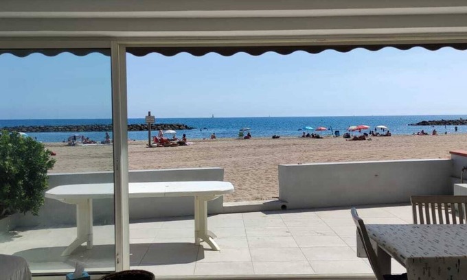 Valras-Plage Villa | Waterfront villa