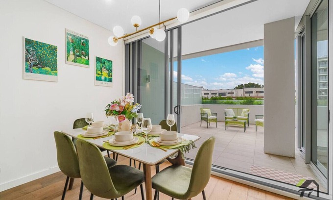 Waterloo Apartment | Waterloo Fun & Shop Dual Enjoy Apartment