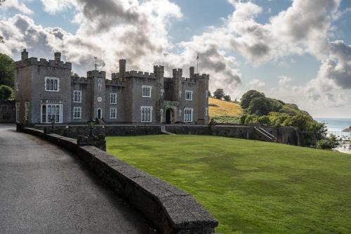 Watermouth Apartment | Watermouth Castle, Penn-Curzon Apartment