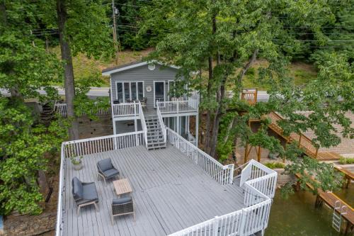 Lake Lure House | Waters Edge Hideaway Lakefront Pet Friendly