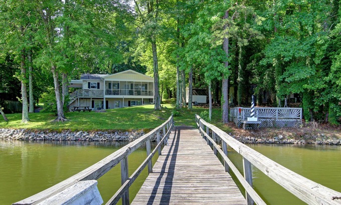 Troutman House | Waters Edge II