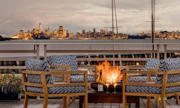 Belvedere Tiburon Hotel | Waters Edge