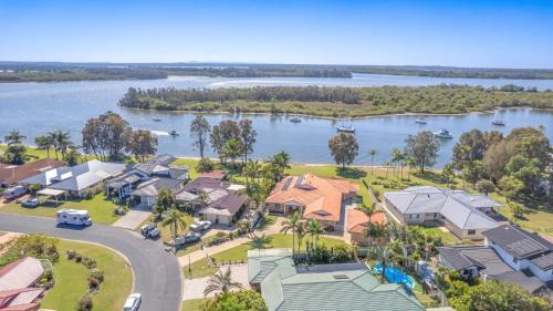 Yamba House | Waterside Escape