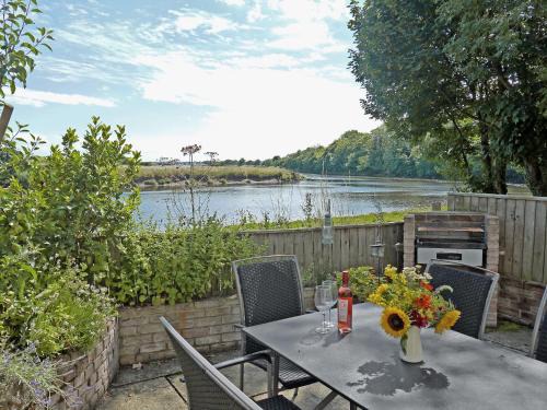 Warkworth House | Waterside