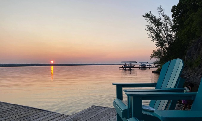 Geneva House | Waterside Leisure Lakefront, Hot Tub & Game Room