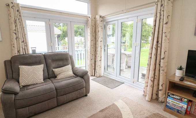 South Lakeland Leisure Village Cottage | Waterside Lodge