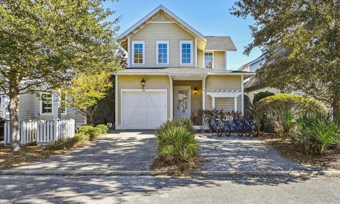 WaterSound West Beach House | Watersound West Beach retreat—private beach access, community pool, & 6 bikes