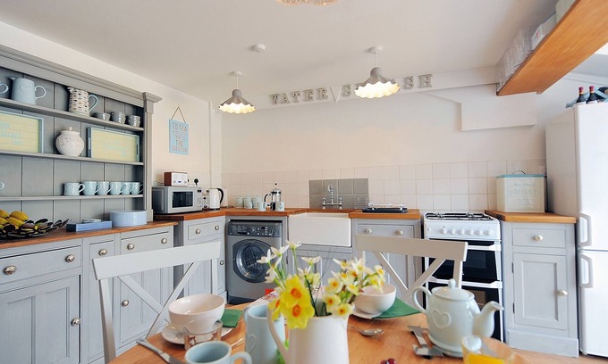 Lyme Regis Cottage | Watersplash Cottage