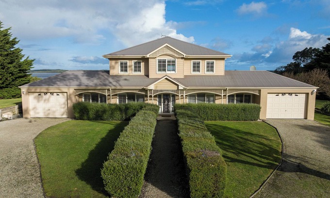Inverloch House | Waterview