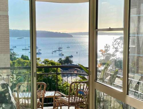 Elizabeth Bay Apartment | Waterview Sunny Oasis 2BR with harbour views and pool