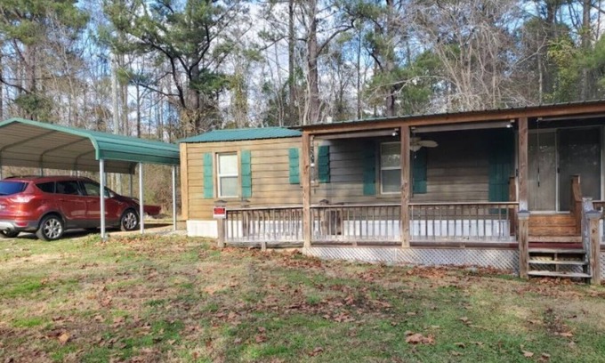 Liberty Hill House | WaterWalk Cottage
