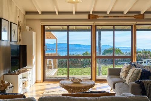 Bicheno House | Waubs Beach Cottage Bicheno