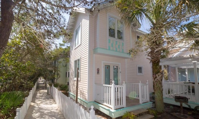 Seaside House | Waves Cottage