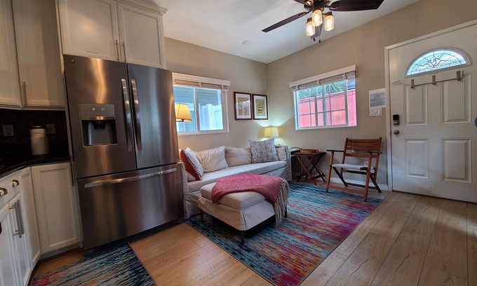 Ocean Beach Cottage | Waypoint Cottage, one block from the beach!