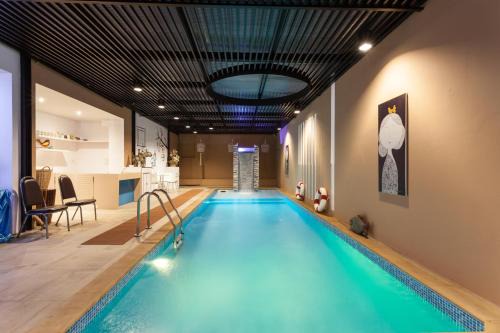 Chang Moi Hotel | We Briza Hotel Chiangmai