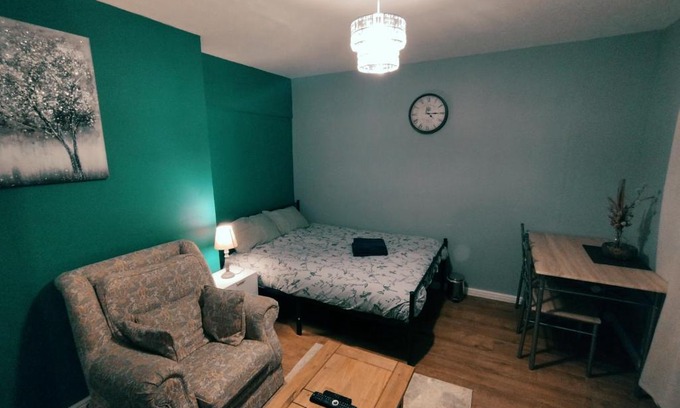 Henbury House | We love Henbury