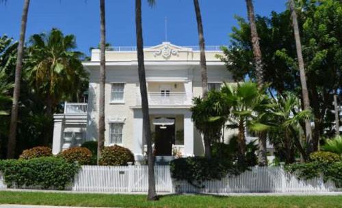 Truman Annex Bed & Breakfast | Weatherstation Inn Circa 1911
