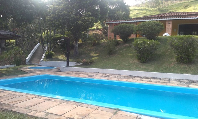 Nazare Paulista House | Weekend promotion R$850.00 for 15 people. (11)99549-6157.