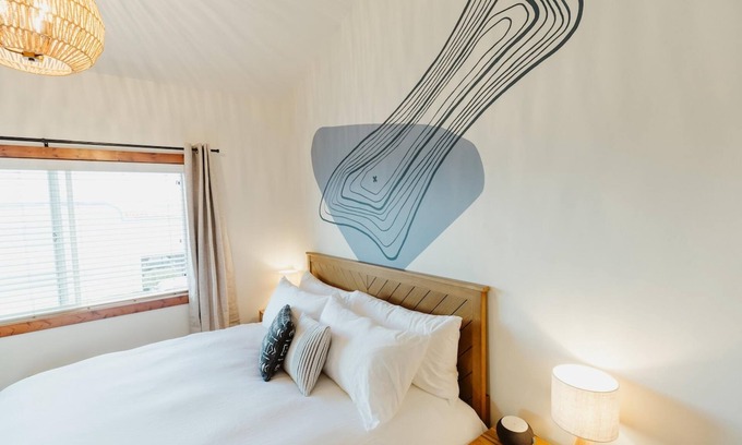Kalispell Apartment | Weekly Discount Downtown King Suite