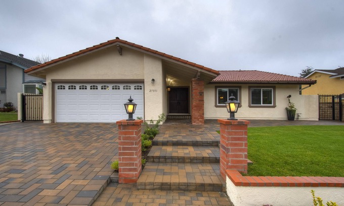 Mission Viejo House | Weekly & Monthly discounted rates, book now!