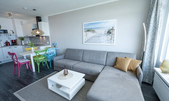 Dahme Apartment | Wehmeyer Strandhotel - sea view and beach chair included!
