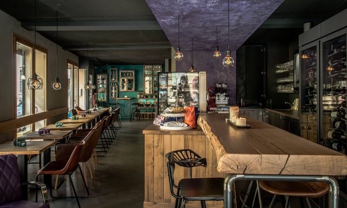 Volkach Hotel | Weinbar und Hotel FahrAway
