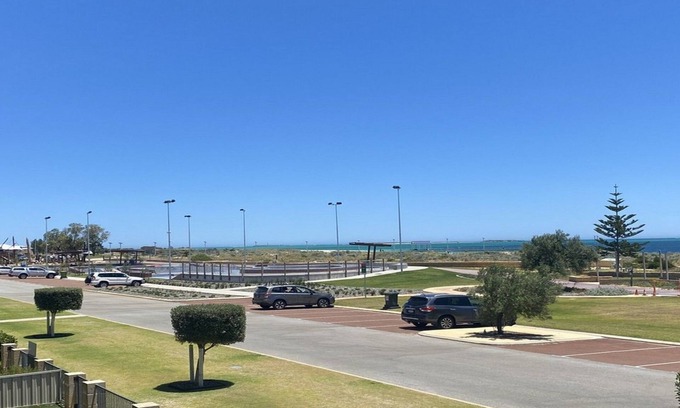 Jurien Bay Villa | Welcome to Bay Dreamer, Unit 8 Seafront Estate, located within a stunning complex right i