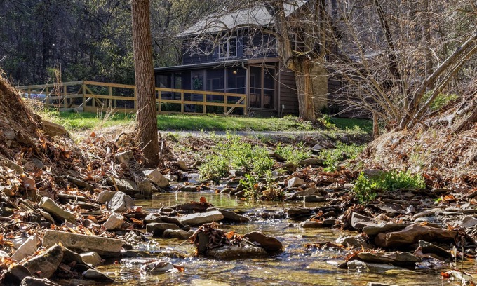 Gnaw Bone Cabin | Welcome to Brooks Run - A 1920s Cabin in Beautiful Brown County, Indiana