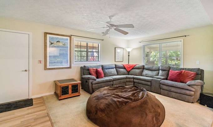 Bronston Condo | Welcome to Golf and Lake Retreat – Your Golfing Getaway