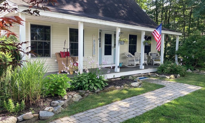 Kennebunk House | Welcome to Kennebunk! Walk to town, bike to beaches, kid friendly!