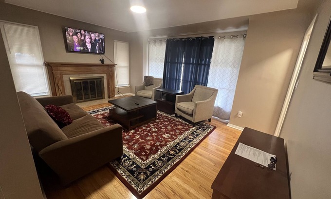 Detroit House | Welcome to Kings Landing