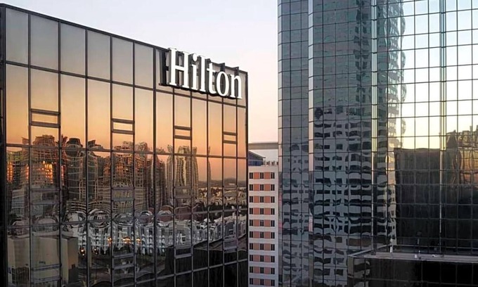 Downtown Tampa Apartment | Welcome to our exquisite hotel, where luxury meets comfort .