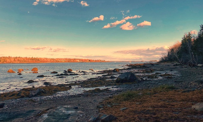Brooklin House | Welcome to Puffin Rock! Oceanfront on Herrick Bay, Brooklin Maine