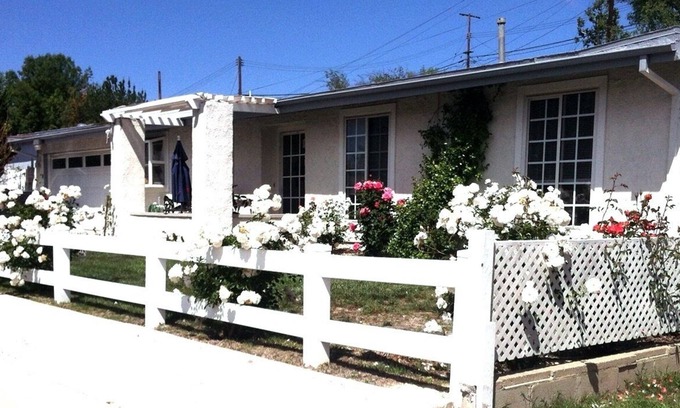Thousand Oaks House | Welcome to "Ranch Haus" In the heart of Thousand Oaks