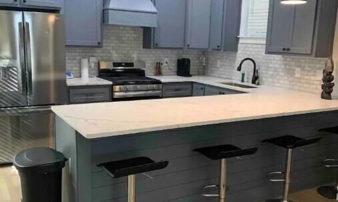 University District House | Welcome to The Blue Butterfly