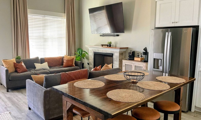 Greenwood House | Welcome to The Crescent View