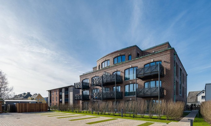 List Apartment | Welcome to the Harlem Suite for 2 people, located by the North Sea!