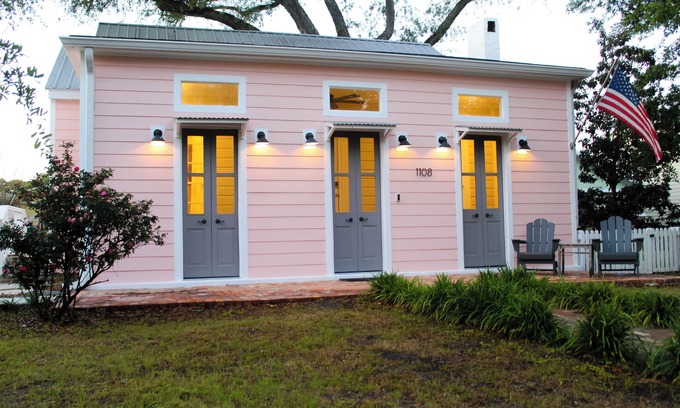 Gulfport Cottage | Welcome to The Shrimp Shack!