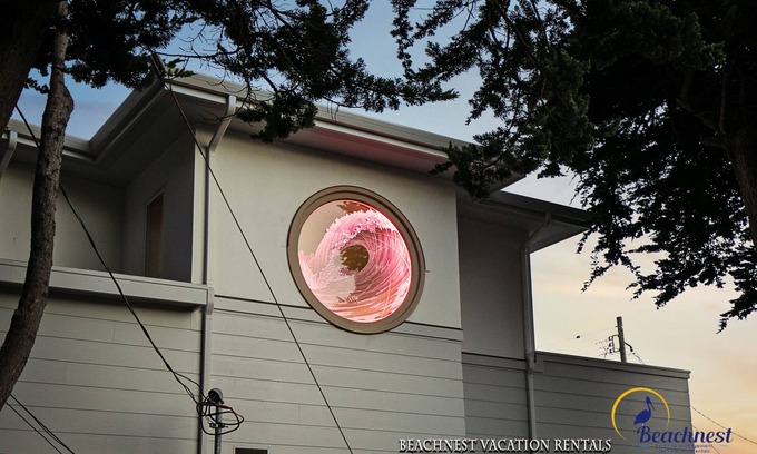 Opal Cliffs House | Welcome to the Wave House in Pleasure Point. Oceanview. Pets Considered. Hot Tub.