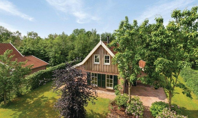 Hoge Hexel House | Welcome to this modern and comfortable holiday home in Hoge Hexel.