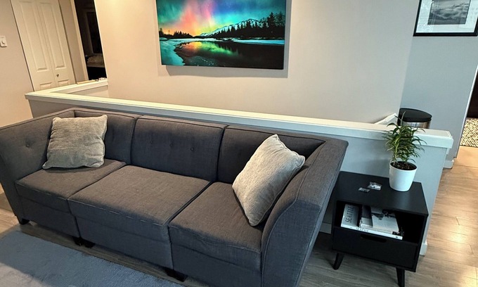 West Queen Anne Apartment | Welcome to your Emerald City Getaway!