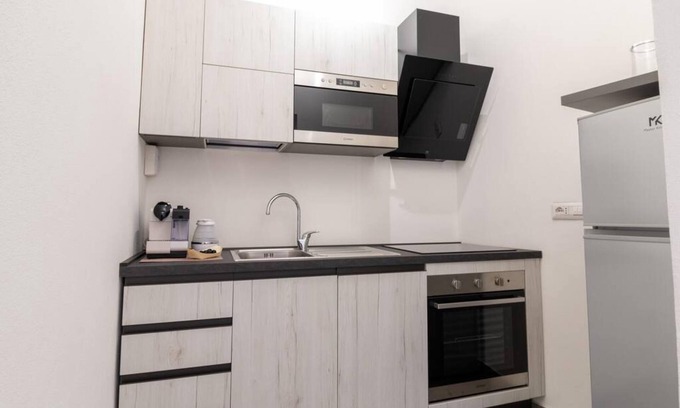 Oristano Apartment | Welcomely - Xenia Boutique House 3