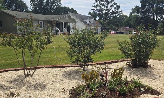 Terrell House | Welcoming 3-bedroom house with AC in Lake Norman of Catawba