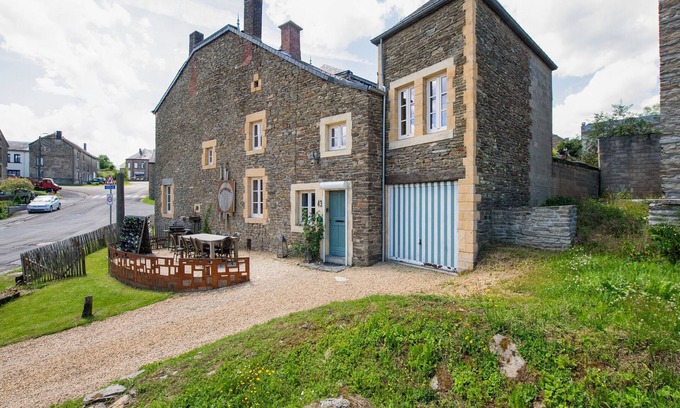 Vresse-sur-Semois House | Welcoming holiday home in Vresse-sur-Semois with terrace