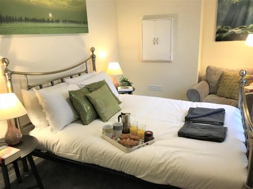 St Helens Apartment | Welcoming spacious 2-bedroom house in St Helens
