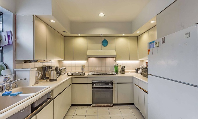 Sugarloaf Apartment | Welcoming to a spacious place in San Francisco near Golden Gate Park
