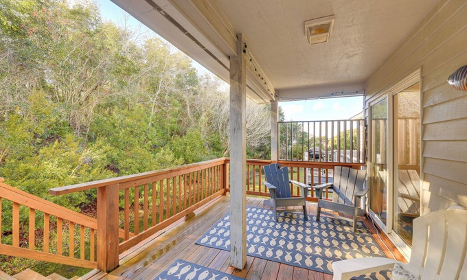 Emerald Isle Apartment | Well-equipped Emerald Isle Townhome: Pets Welcome!