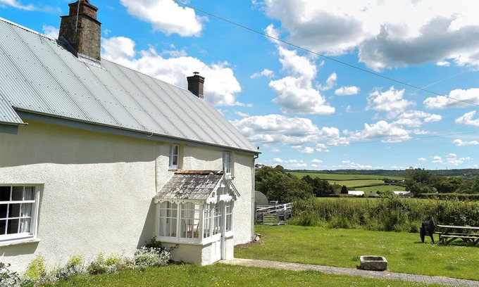 North Tamerton Cottage | Well Farmhouse - UK11880